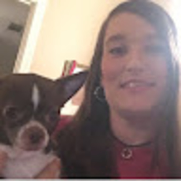 Meet your Posher, Jessica - Picture 1 of 1